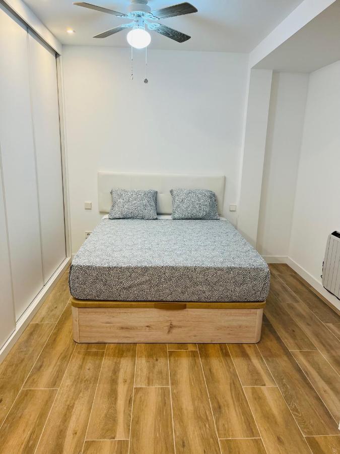Bernabeu/ C.Universitaria Apartments Madrid Luaran gambar