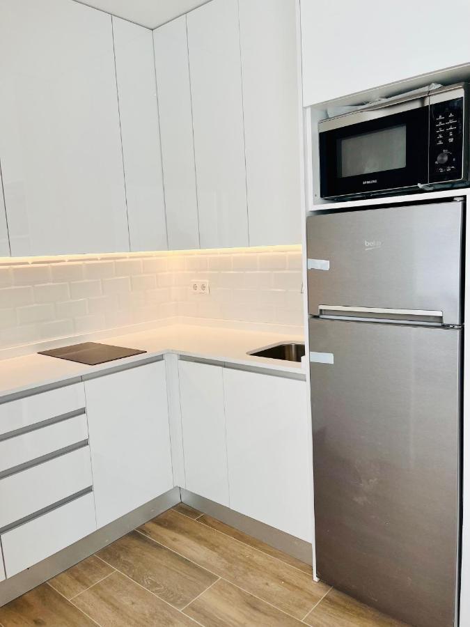 Bernabeu/ C.Universitaria Apartments Madrid Luaran gambar
