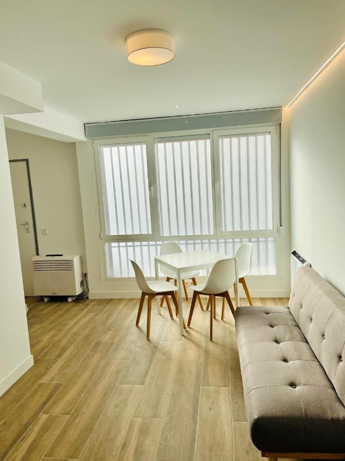 Bernabeu/ C.Universitaria Apartments Madrid Luaran gambar