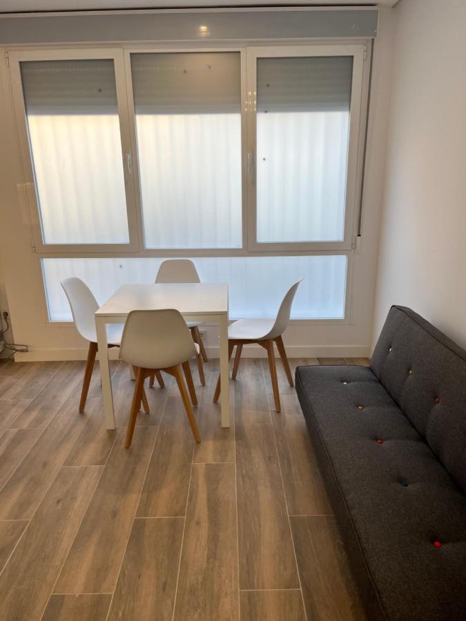 Bernabeu/ C.Universitaria Apartments Madrid Luaran gambar