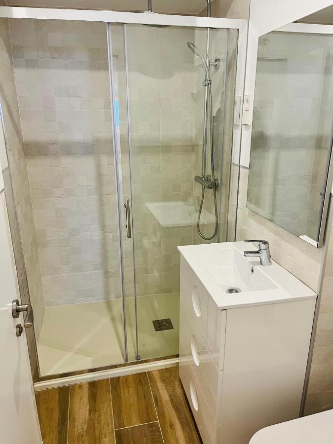 Bernabeu/ C.Universitaria Apartments Madrid Luaran gambar