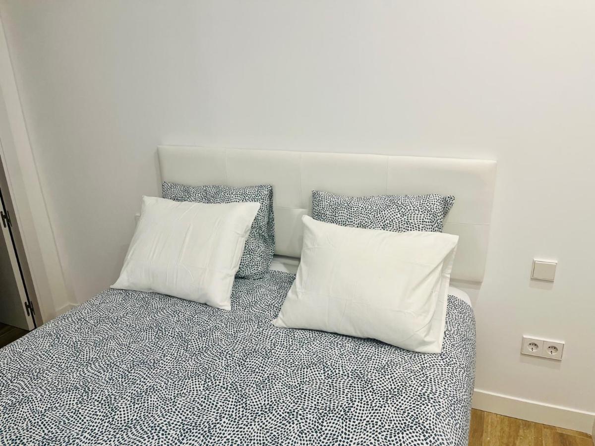 Bernabeu/ C.Universitaria Apartments Madrid Luaran gambar