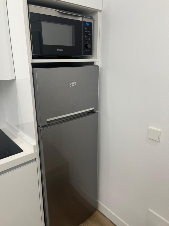 Bernabeu/ C.Universitaria Apartments Madrid Luaran gambar