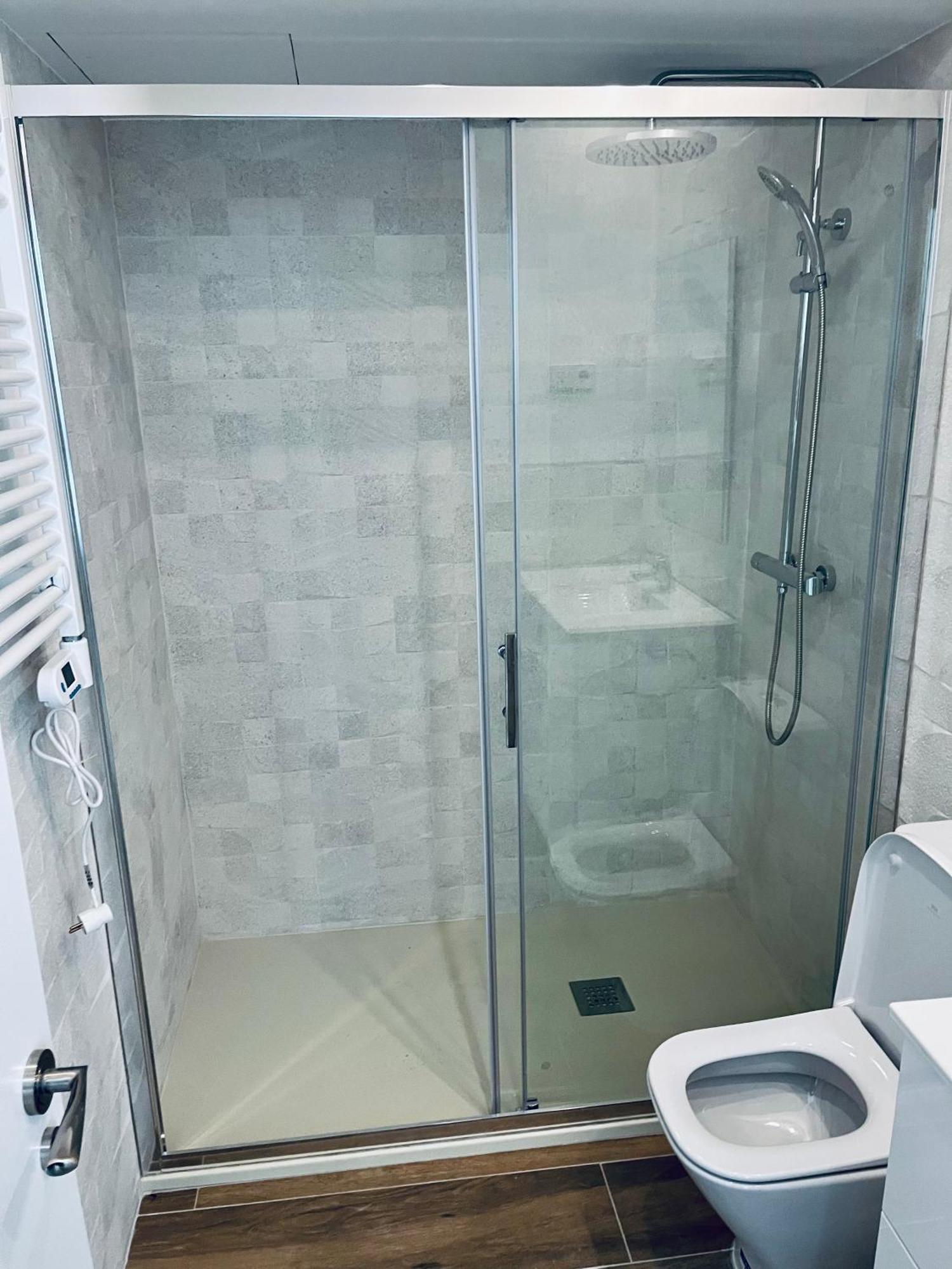 Bernabeu/ C.Universitaria Apartments Madrid Luaran gambar